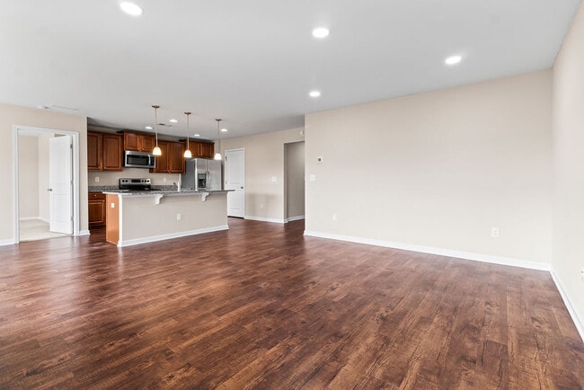 Building Photo - Mountain Ash home