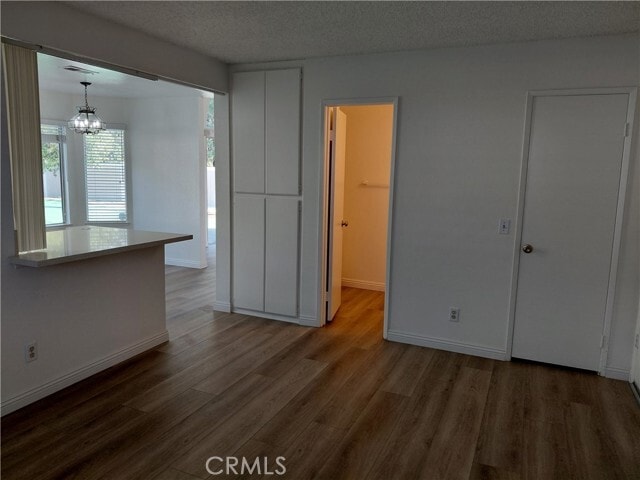 Building Photo - 902 Chaparral Dr