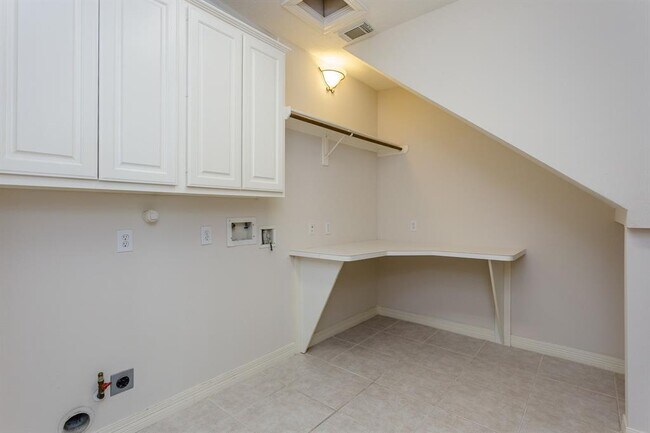 Building Photo - 5514 Chase Harbor