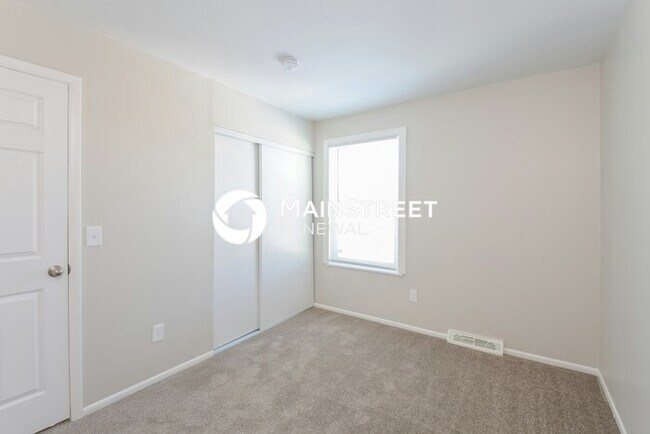 Building Photo - 4 Bedroom Pet-Friendly Home in WESTMINSTER...