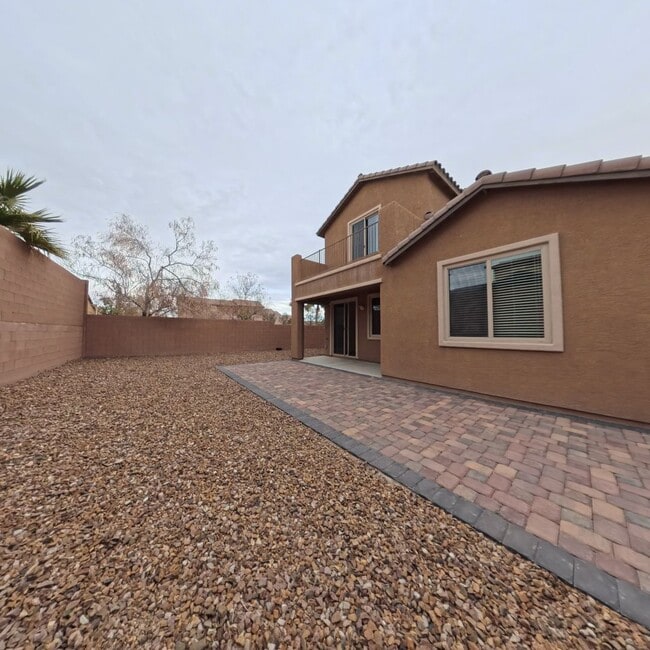 Building Photo - Exceptional Dual Master Residence with Modern Upgrades