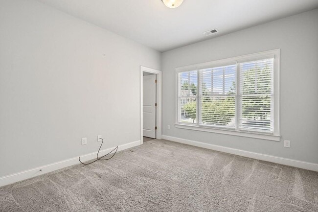 Building Photo - 2750 Vinings Orchard Cir SE