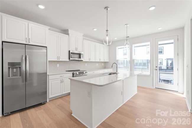 Building Photo - 3012 Rexton Ln