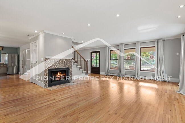 Building Photo - Charming 2-Bedroom + Office in the Historic Old North End, with access to 2 car garage spaces.