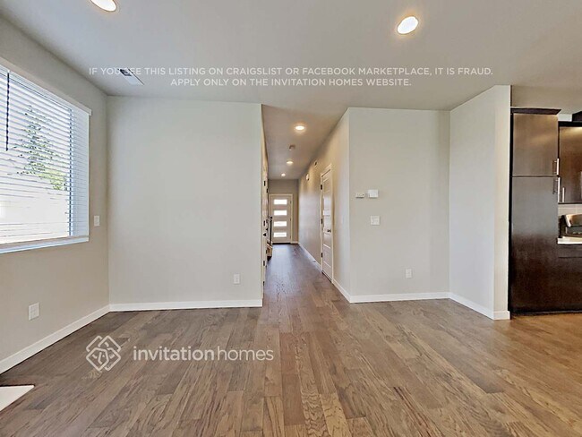 Building Photo - 11211 14th Pl SE