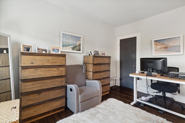 Building Photo - 6 Alton Ct