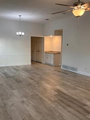 Building Photo - 4208 Thames Ct
