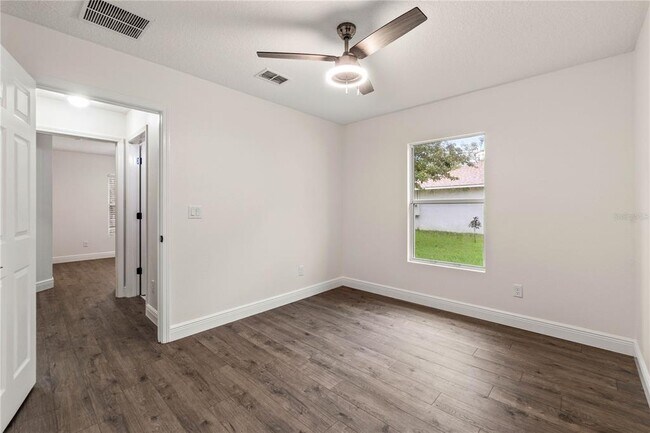 Building Photo - 137 Wellwood Ln
