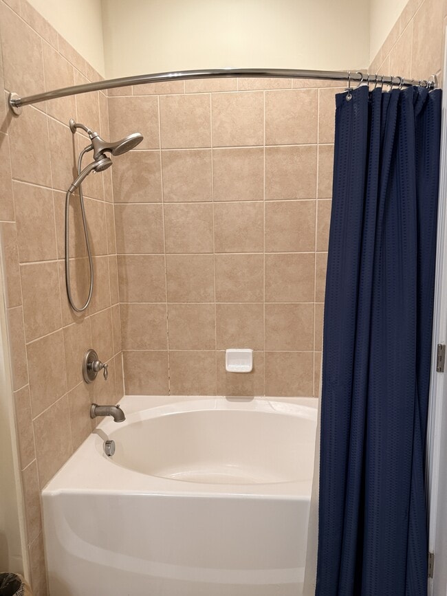 Building Photo - 252 Stetson St