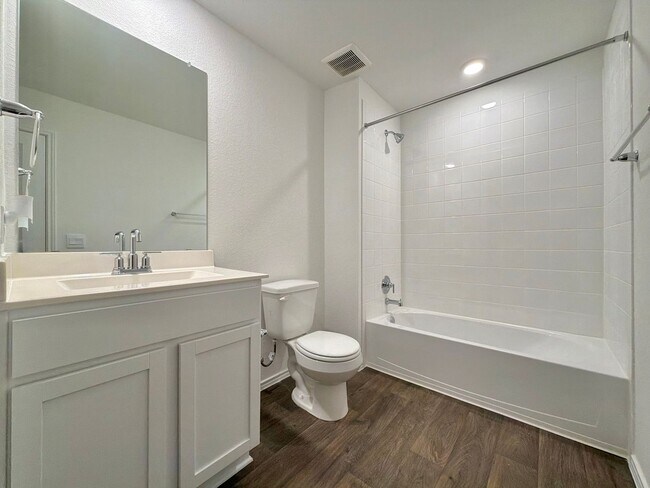 Building Photo - 14812 Afleet Alex St