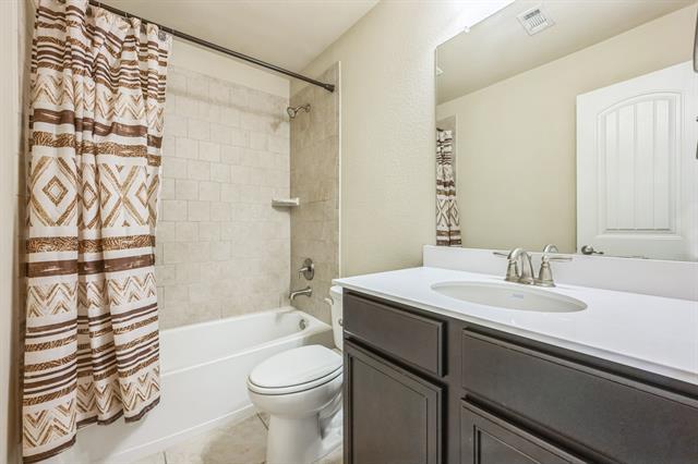 Building Photo - 301 Harcourt Ave