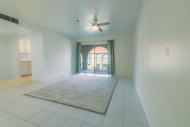 Building Photo - 1650 N 87th Terrace