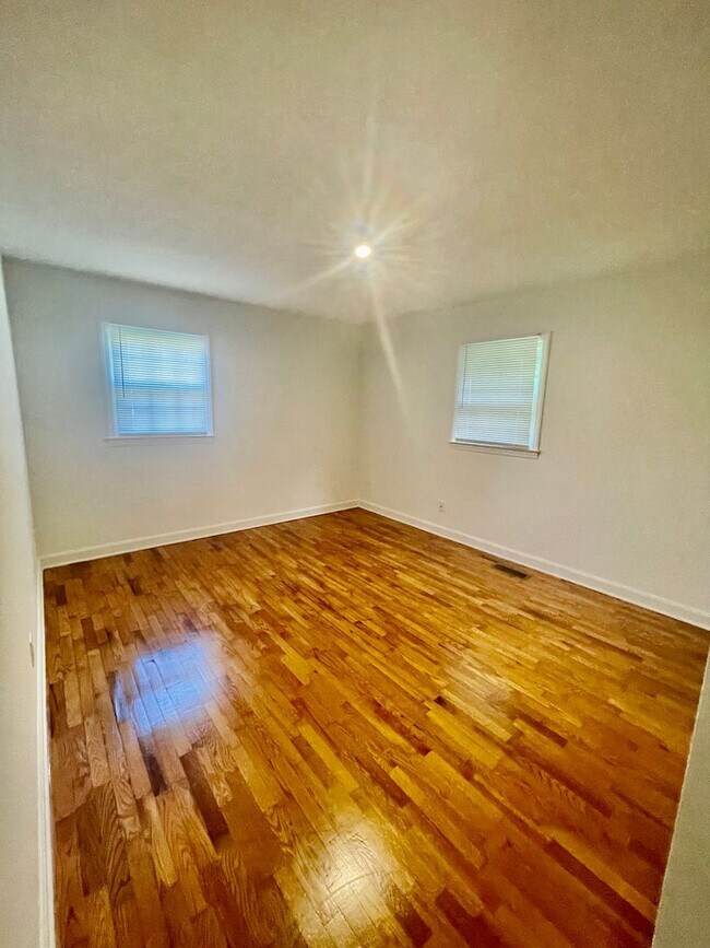 Building Photo - Newly renovated  3 bedroom 1 bath brick ranch home sitting on a large lot and on a quiet street i...