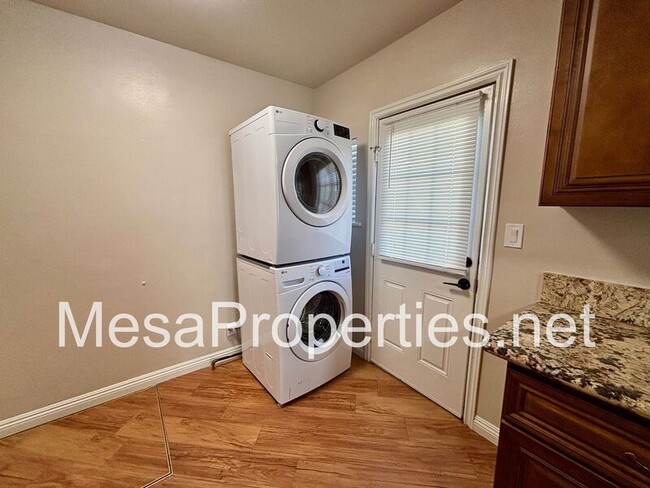 Building Photo - 8143 Grove Ave