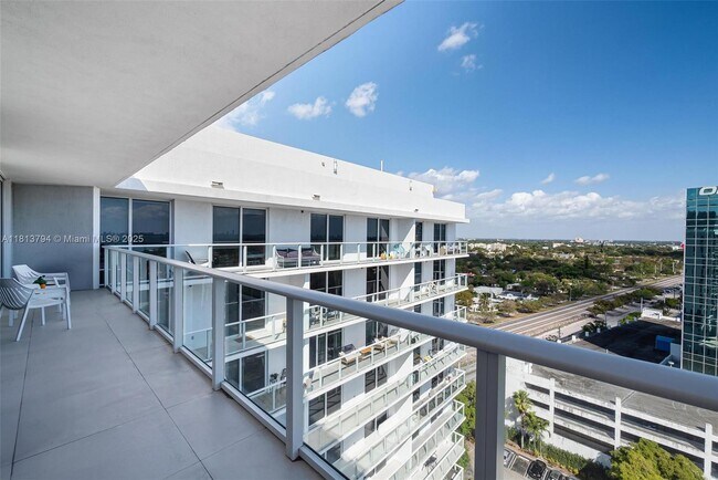 Building Photo - 4250 Biscayne Blvd