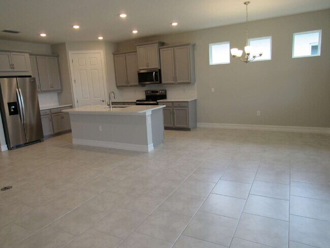 Building Photo - NEWER HOME located in desirable Palencia
