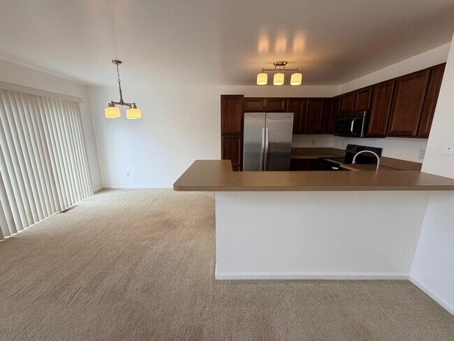 Building Photo - 26201 Chesapeake Cir