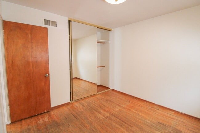 Building Photo - 4 Bedroom House with Large Backyard Near Cal Poly
