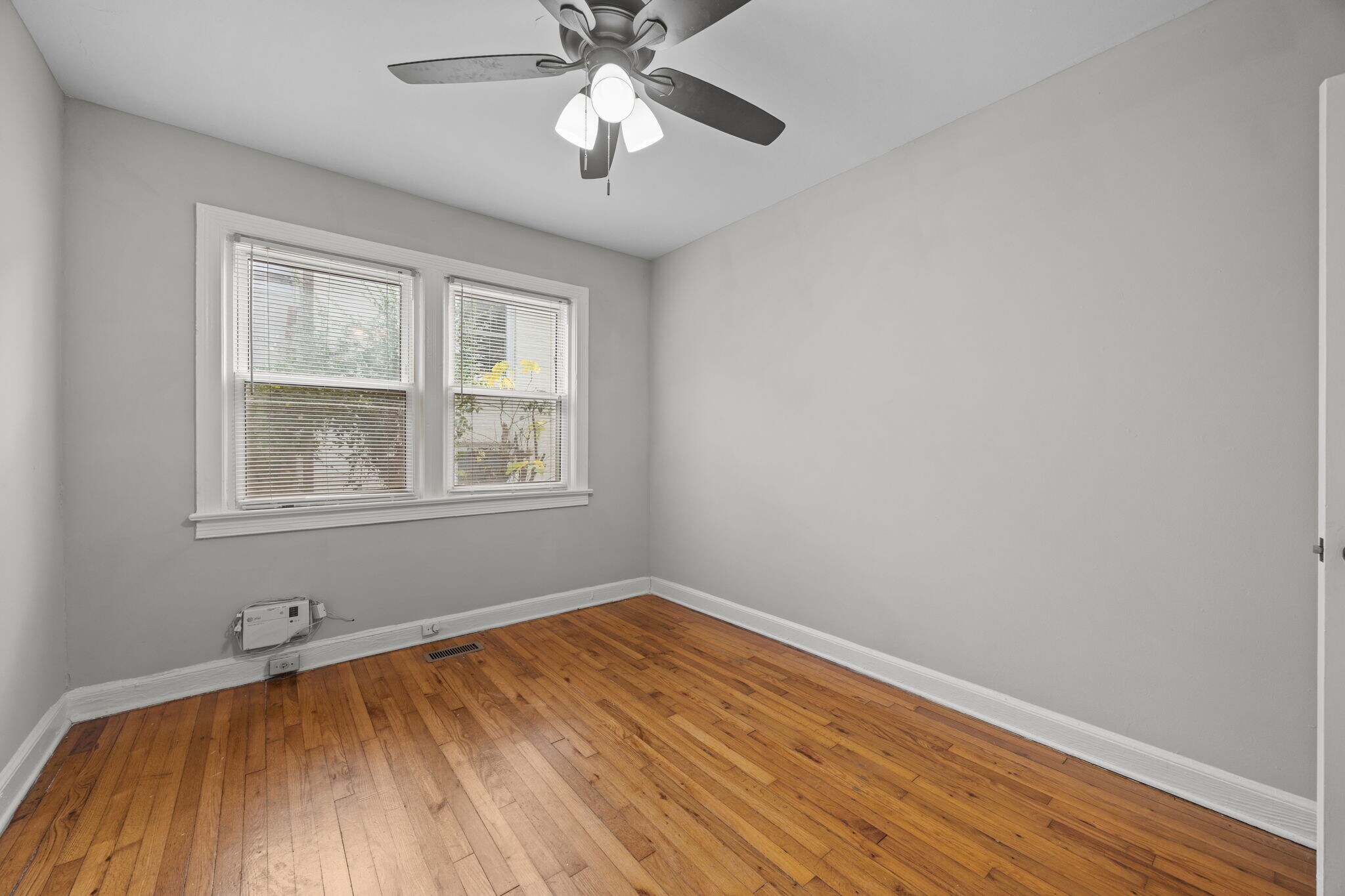 Building Photo - 300 Chamberlain St