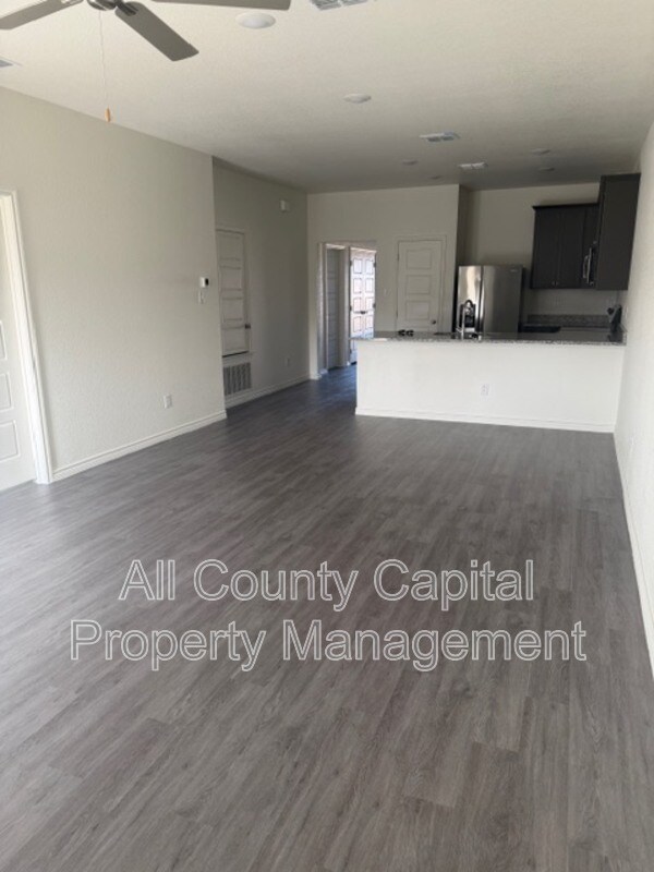 Building Photo - 8905 Ash Rd