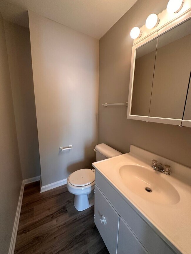 Building Photo - 4216 Billtown Rd