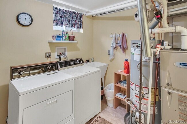 Building Photo - 6550 Tabor St