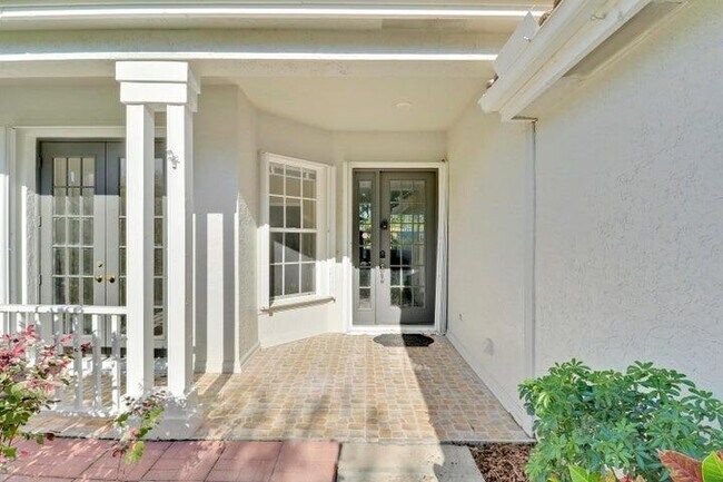 Building Photo - 3033 SE Brierwood Pl