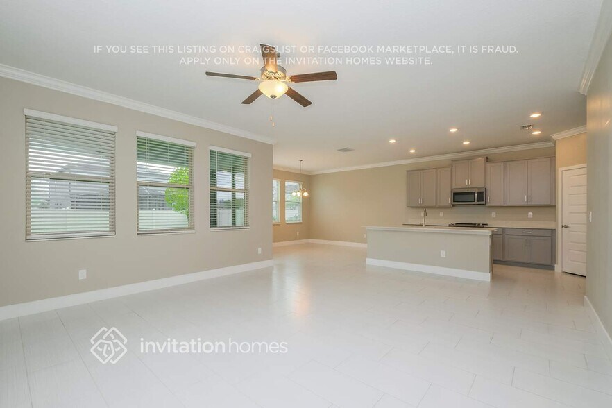 Building Photo - 9808 Little Bluestem Dr