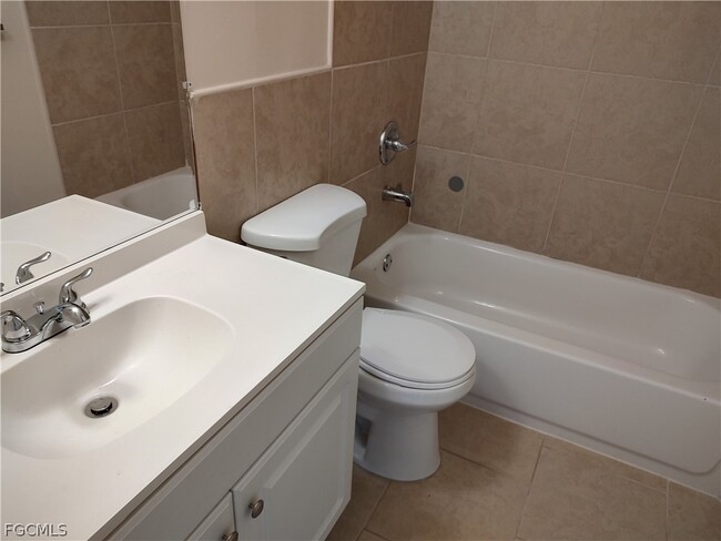 Building Photo - 3909 Skyline Blvd