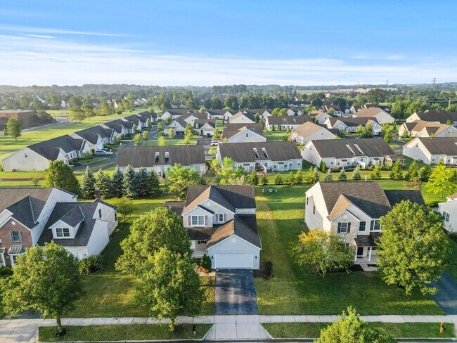 Building Photo - 5935 Pondview Ct