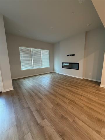 Building Photo - 8479 Challenger Ln