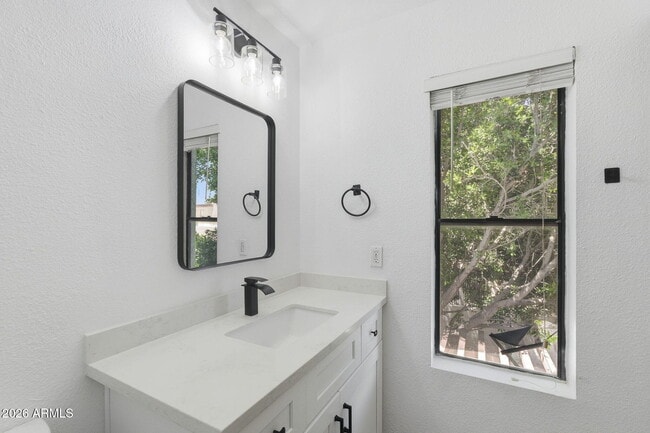 Building Photo - 8825 S 48th St