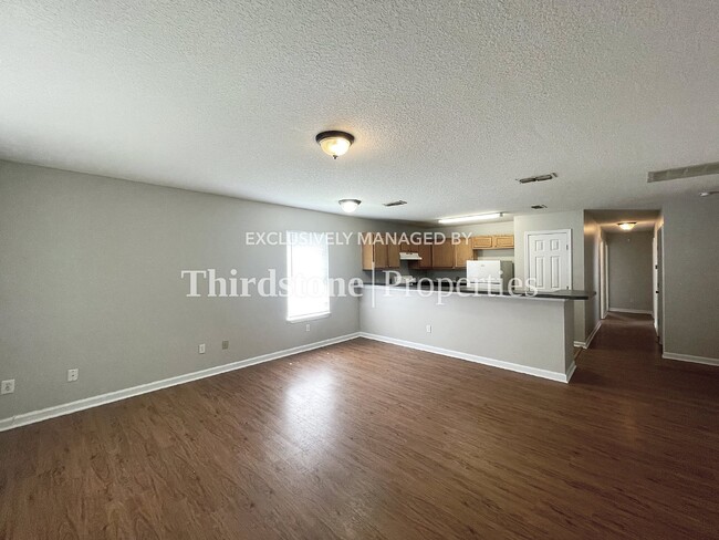 Building Photo - 9248 8th Ave