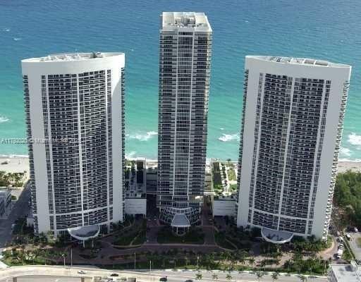 Building Photo - 1850 S Ocean Dr