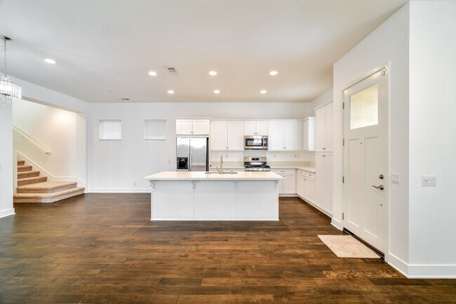 Building Photo - 211 W Tribella Ct