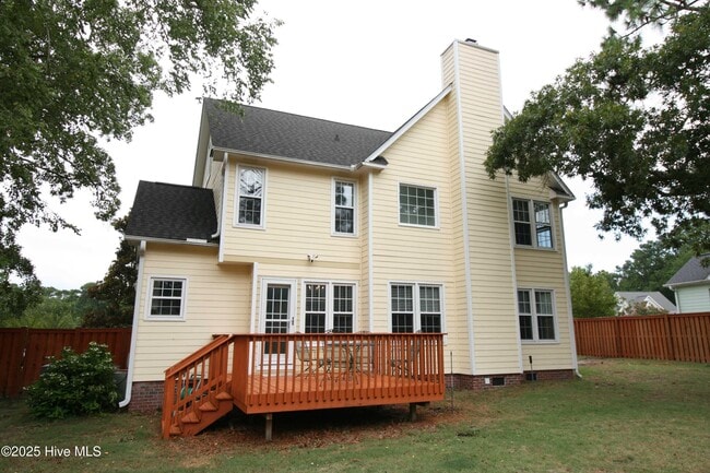 Building Photo - 6935 Lipscomb Dr