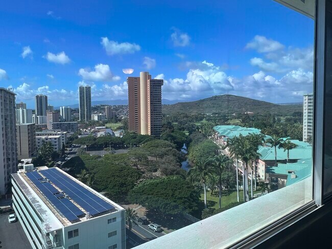 Building Photo - 2888 Ala Ilima St