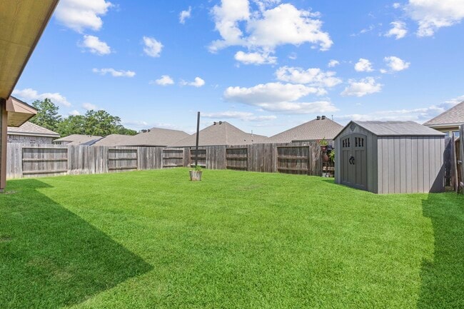 Building Photo - 3221 Climbing Gardens Ct