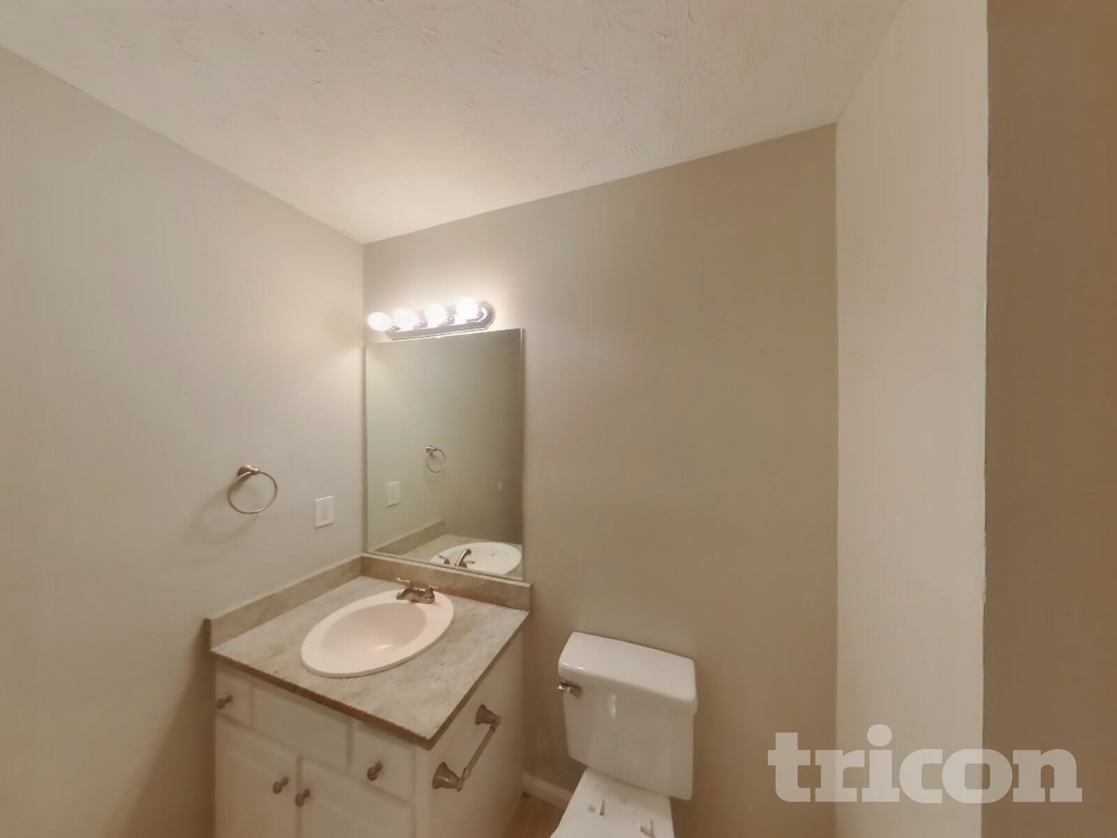 Building Photo - 365 Anna Ave