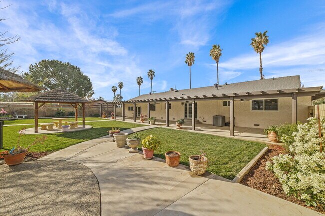 Building Photo - 3971 Corona Ave