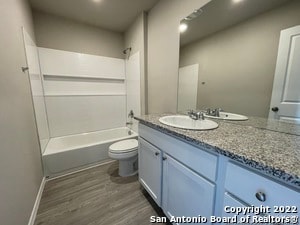 Building Photo - 8256 Piedra Medina