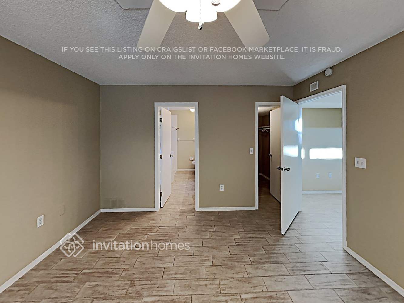 Building Photo - 3242 Centerwood Dr