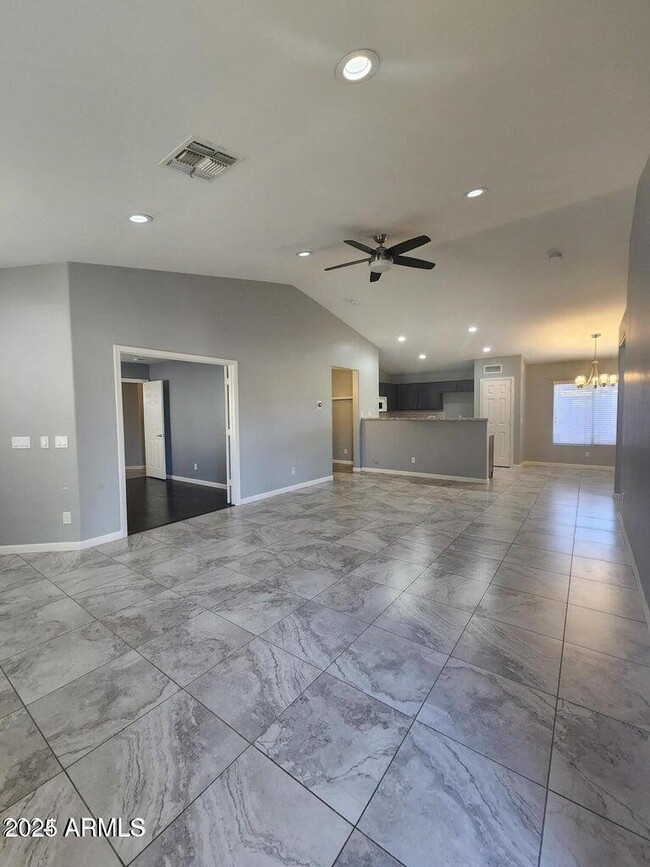 Building Photo - 11954 W Holly St