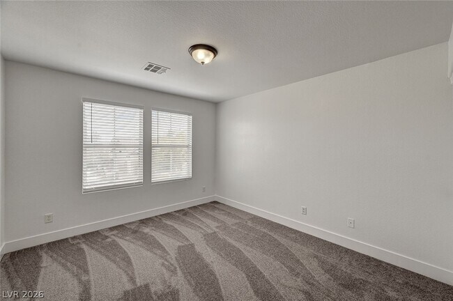Building Photo - 9226 Horseshoe Basin Ave