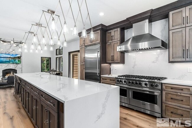 Building Photo - 331 Winding Way