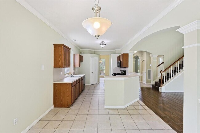 Building Photo - 5502 Atascocita Timbers N