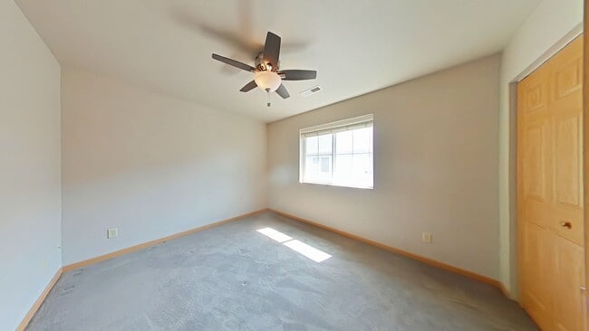 Building Photo - 3505D Fallon Dr