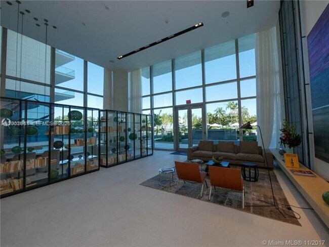 Building Photo - 10201 Collins Ave
