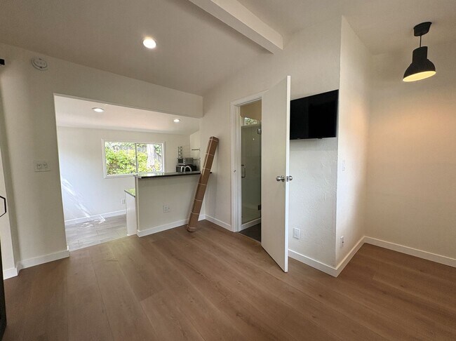 Building Photo - Exceptional Estate with Main Residence, Two ADUs & Office