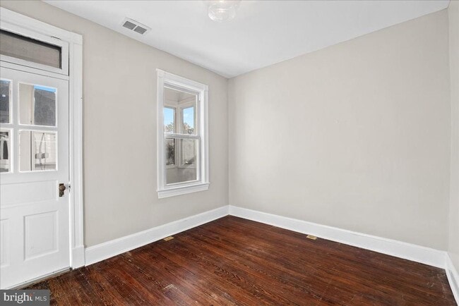 Building Photo - 2033 North Capitol St NE